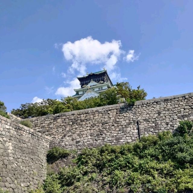 「大阪城」：遠離喧囂，盡情感受城堡之美
