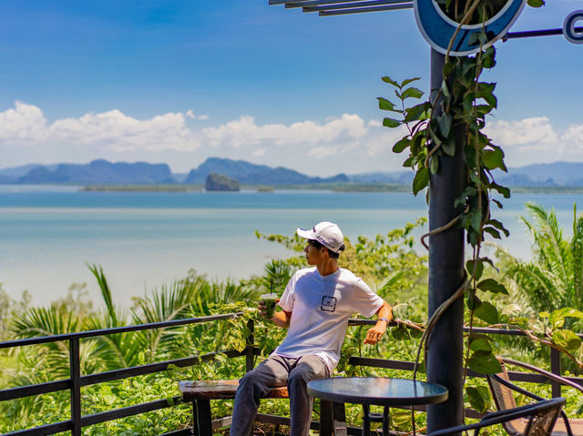 คาเฟ่ชิล วิวทะเลสวย “อ่าวลึก โอเชี่ยนวิว” กระบี่
