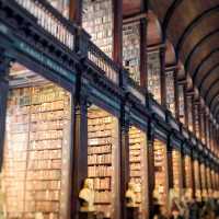 アイルランドの国宝がある図書館
