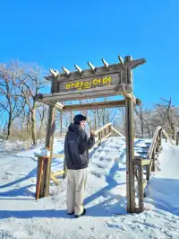 그냥 서있기만 해도 그림이 되는 겨울여행은 여기 ✨️