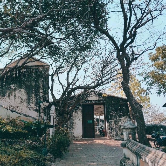 泰国山中之城-拷汪宮