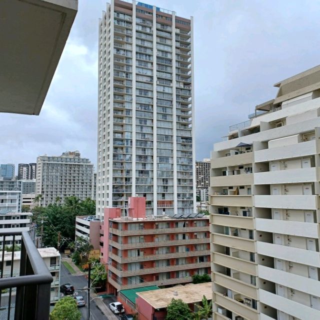 A simple hotel in Waikiki