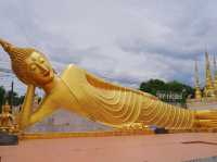 สักการะสิ่งศักดิ์สิทธิ์ วัดพงษ์สุนันท์ จ.แพร่ 