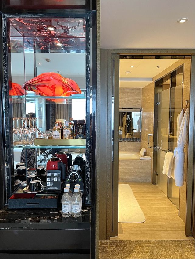 全世界最高酒店-香港麗思卡爾頓酒店