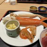 Free slow sashimi and snow crab leg