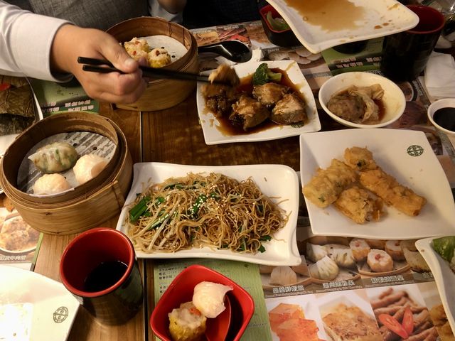 定番！マストな飲茶【香港】添好運 