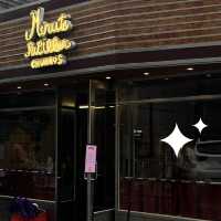 【韓国🇰🇷ソウル📍】開店直後から行列ができるチュロス店
