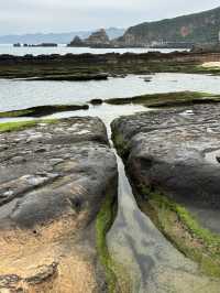 อุทยานหินแปลกริมหาดทะเลที่ Yehliu Geopark