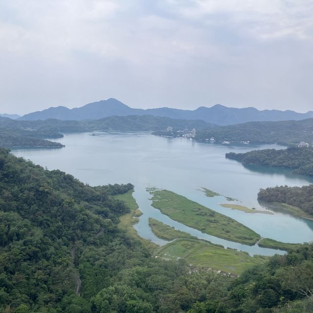 Super Scenery at Sun Moon Lake