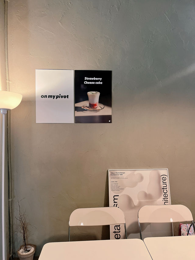 귀여운 캐릭터보는 재미가 있는 아기자기 감성카페☕️