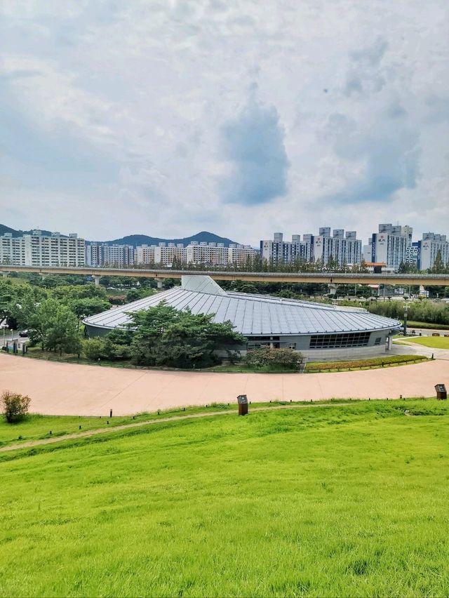도심에서 즐기는 초록동산 고분군💚
