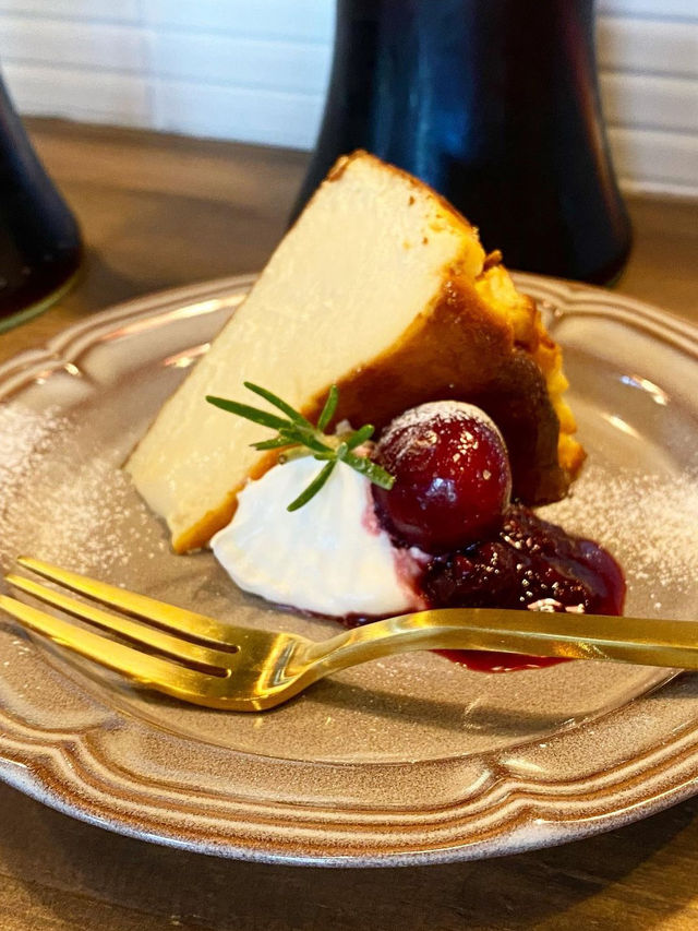 【北九州カフェ】とろとろなバスクチーズケーキがたまらない！