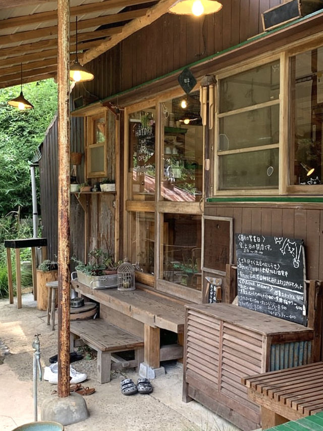 【福岡カフェ】坂を登ると緑に囲まれた小さな癒しカフェがあるよ🌿