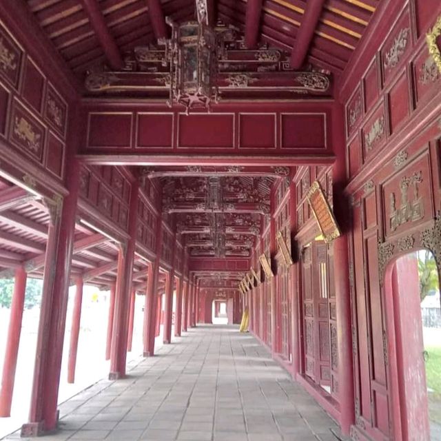 พระราชวังต้องห้ามเมืองเว้