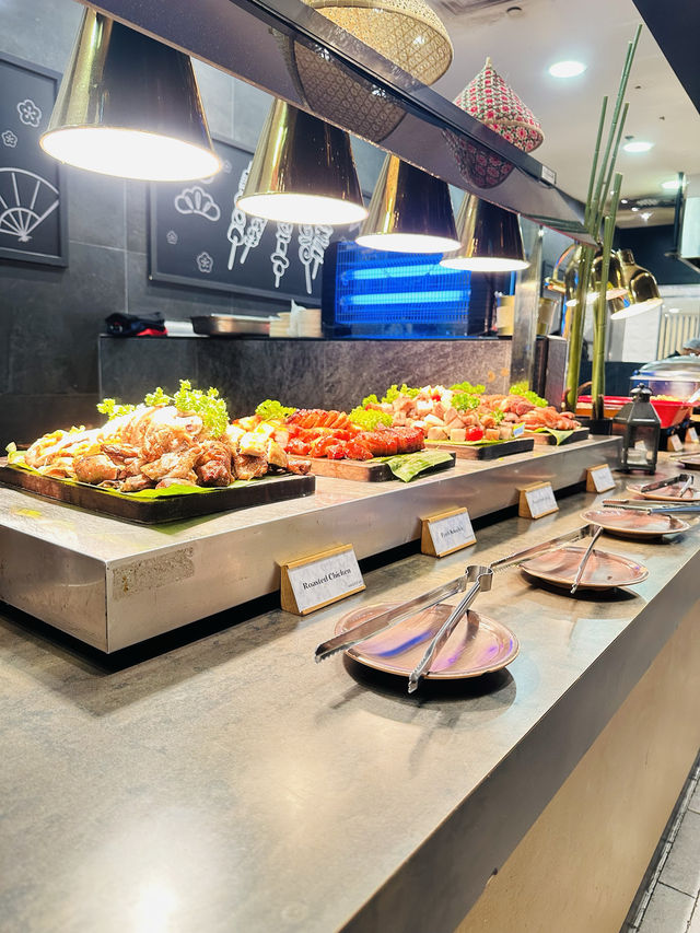 Awesome⭐️OVEREAT⭐️International Buffet😋👍🏻✨