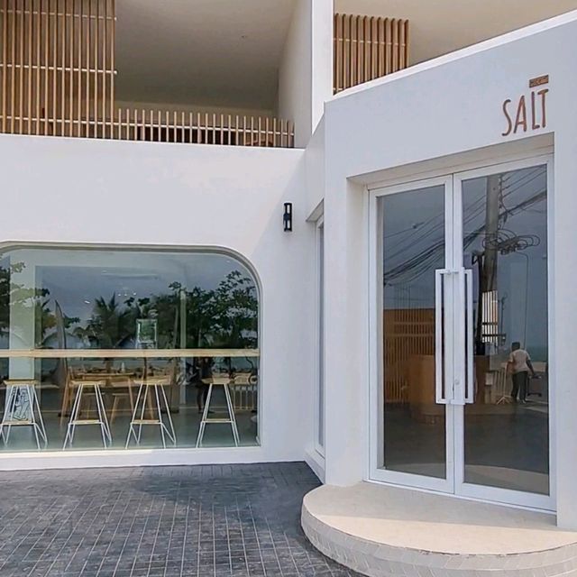 SALT Beach Hotel Rayong | ระยอง