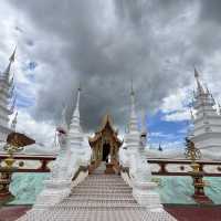 วัดพิพัฒน์มงคล ขอพรโชคลาภ การงาน มั่นคง ยศ ลาภ 