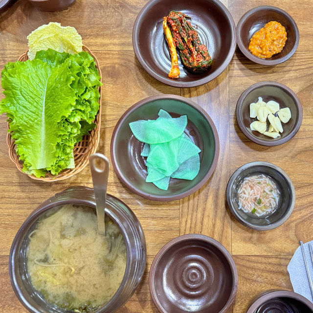 연인 사이에 쌓인 감정은 보쌈 데이트로 - 항아리 보쌈 송촌점