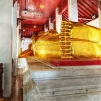 วัดพระธาตุแช่แห้ง ไหว้พระธาตุประจำปีเกิด ปีเถาะ  