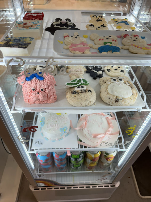 【福岡カフェ】自分でラテやケーキに絵が描ける?!体験型メニューがあるカフェ☕️