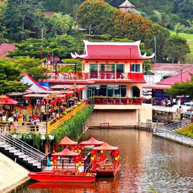 This is Thailand!!! Not in China! 