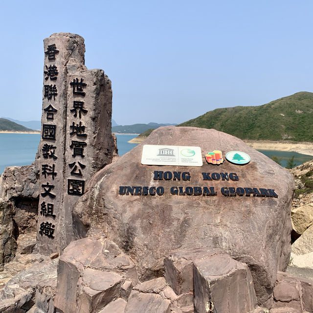 西貢破邊洲-六角形岩柱，規模宏大，世界級地質奇觀