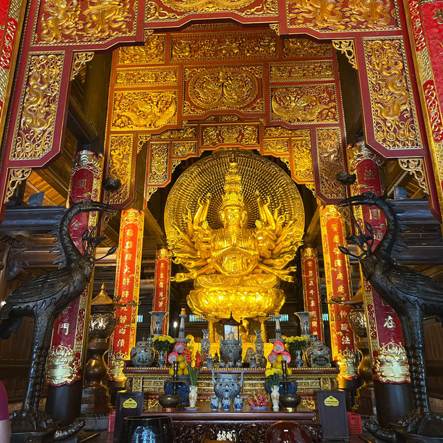 Bái Đính Pagoda: Home to Vietnam’s Largest Buddha Statue!