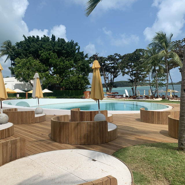 "Luxury by the Sea: A Retreat at Sala Samui"