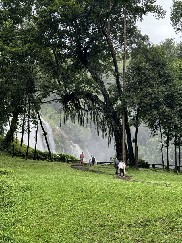 น้ำตกวชิรธาร | เชียงใหม่ ⛰️🌧️🪨💦🌿