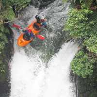 Rafting Over the World’s Highest Commercially Rafted Waterfall