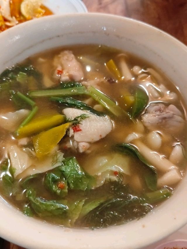 ร้านส้มตำยายหนู