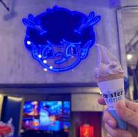 คาเฟ่ตามแนว สีน้ำเงิน สวยงาม