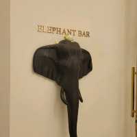 金邊萊佛士 Elephant Bar，世界30大酒吧