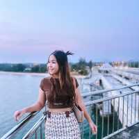 จุดชมวิวพระอาทิตย์ตกสะพานรักสารสิน