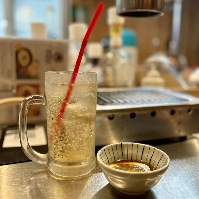 【大阪・日本橋】ホルモンが旨い！リーズナブルな価格に驚き「大衆焼肉ホルモン にくさわ 本店」
