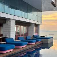 Mytt Hotel Pattaya ที่พักริมทะเลพัทยา