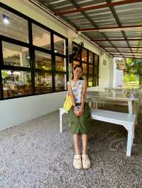 ☕ Prom's Cafe & Eatery
