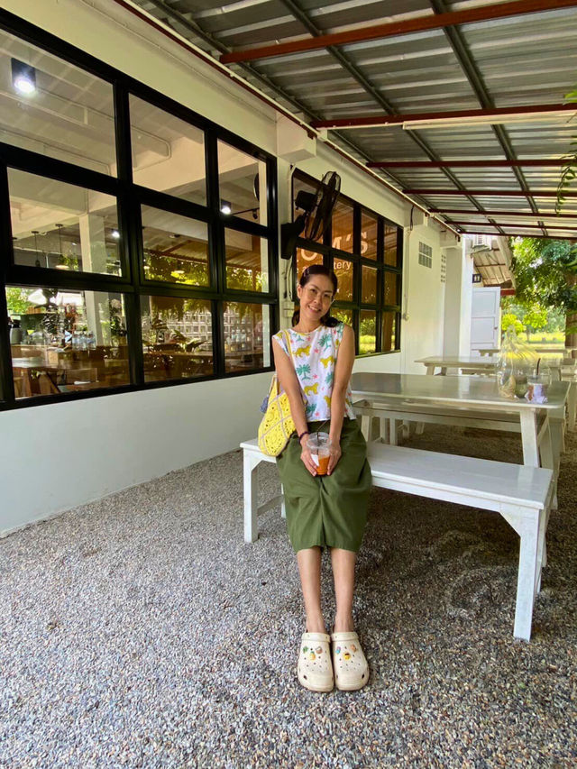 ☕ Prom's Cafe & Eatery