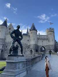 比利時🇧🇪 安特衛普｜斯滕城堡 🏰現實版的公主的城堡？