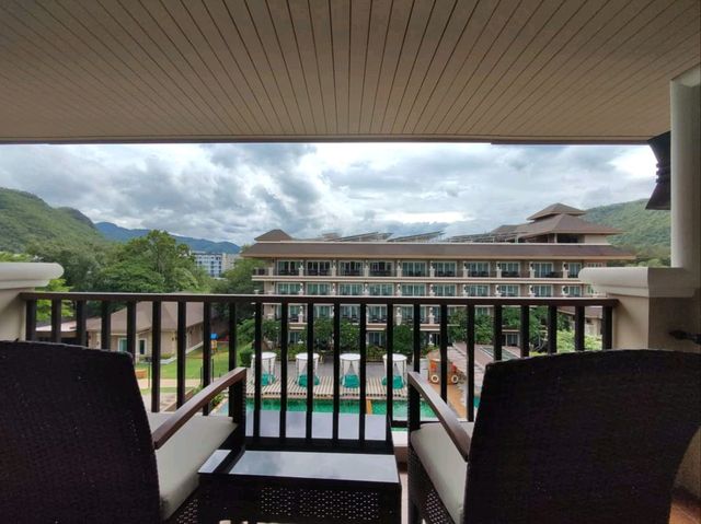 โรงแรม ระดับ 4 ดาว เขาใหญ่ ท่ามกลางโอบกอดขุนเขา