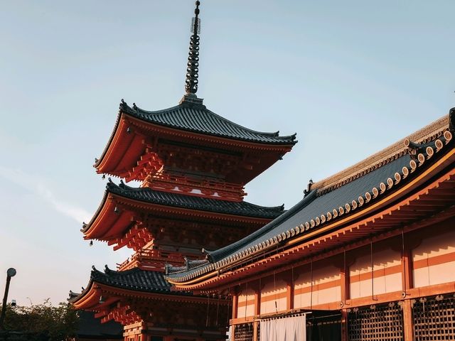 วัดคิโยมิสึเดระ (Kiyomizu-dera Temple)