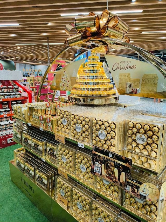 Make Every Moment Magical with Jaya Grocer’s Holiday Specials