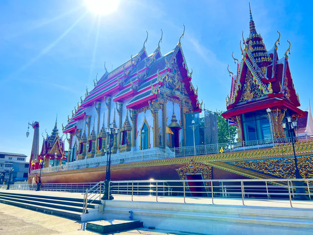 วัดชลอ โบสถ์เรือสุพรรณหงษ์ วัดสวยนนทบุรี