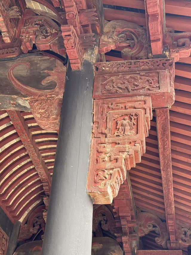 🌿 時光漫遊：嵊州市華堂村之旅 🏞️