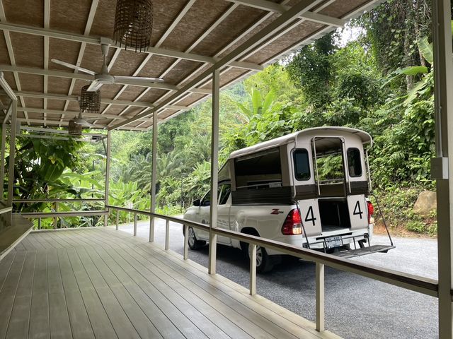 Khaothong Hill Cafe & Restaurant 