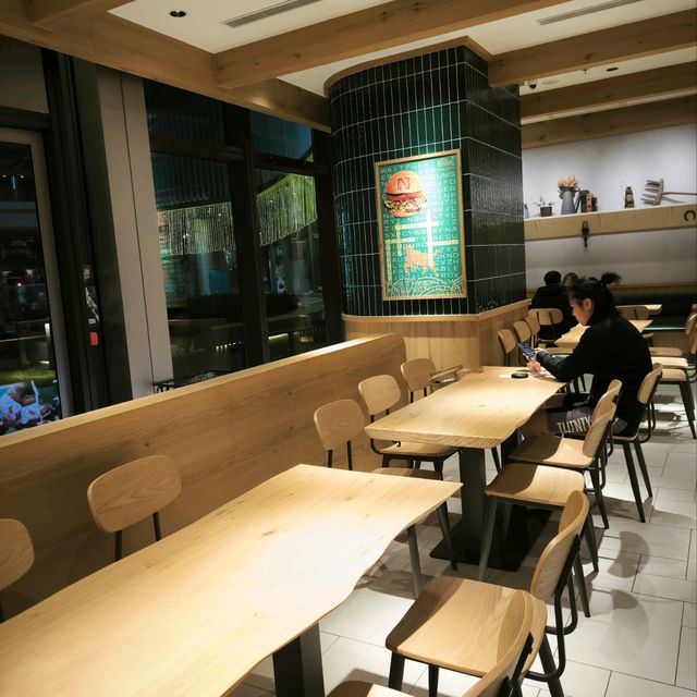 【N+🍔 Burger】牛肉來自澳洲自家牧場,味道超好味！