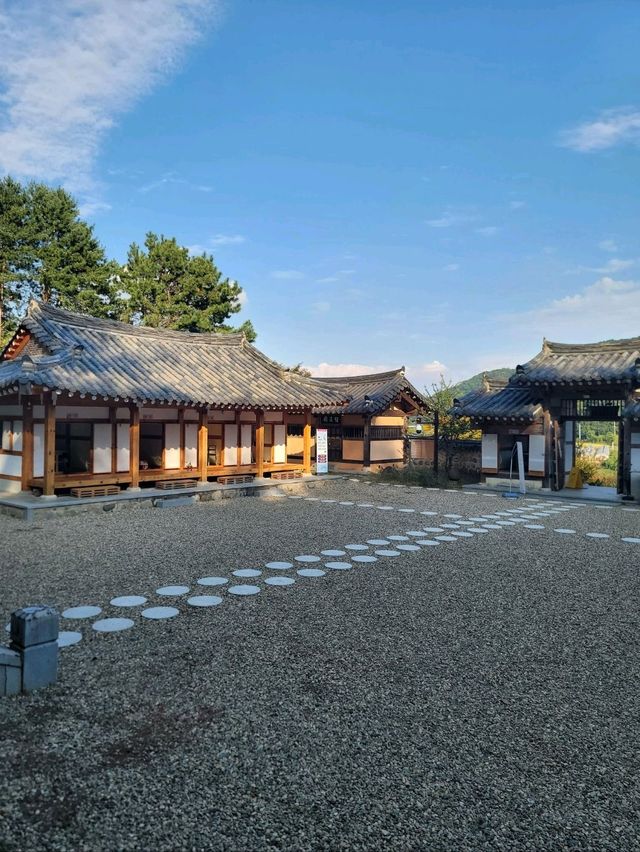 서원이 카페로 변신한 고즈넉한 힐링여행지🧡