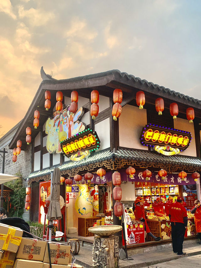 Visit the charming Ciqikou Ancient Town 😍