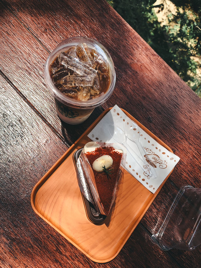 Cedar cafe ป่าสน เขาค้อ