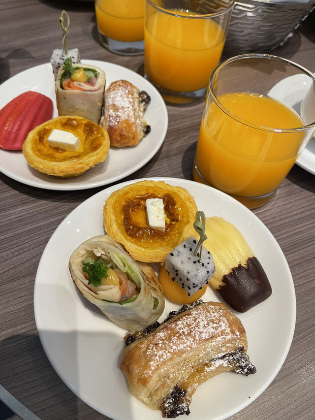 Flow Millennium Hilton Bangkok🥗🍩🧁